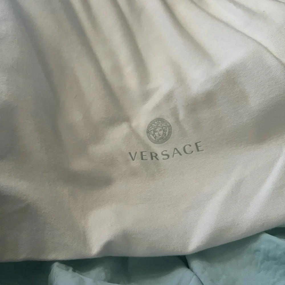 VERSACE denim Le Medusa mini tote - Picture 5 of 8